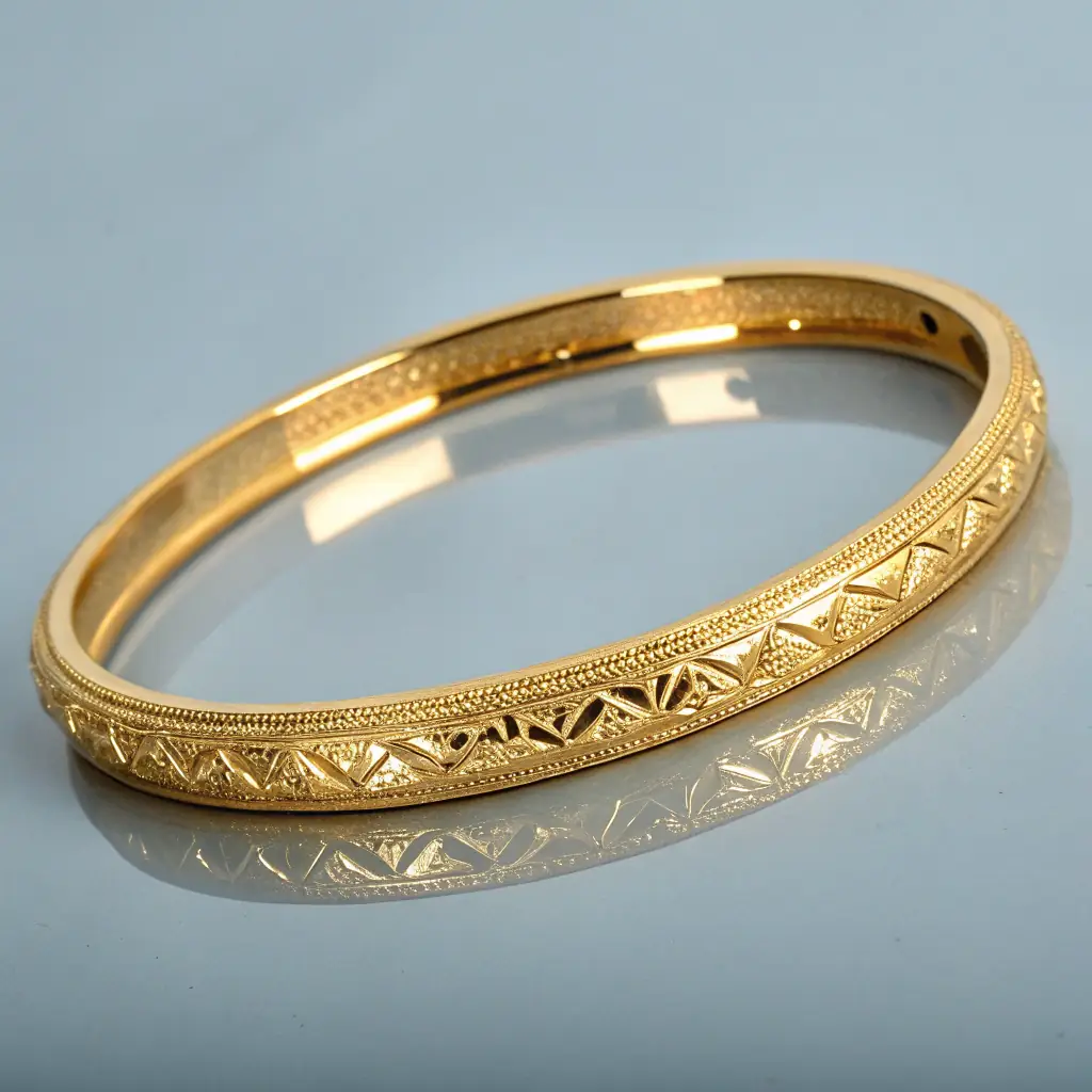 Pulseira Fina de Ouro com Detalhes Texturizados