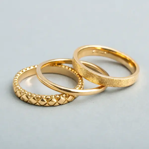 Aneis Empilhados de Ouro Rosa