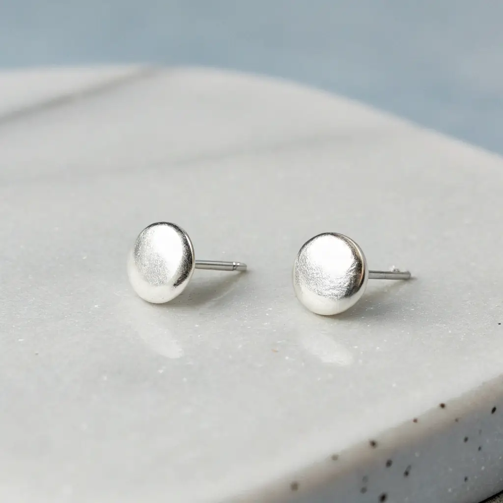 Brincos de Ponto Pretos